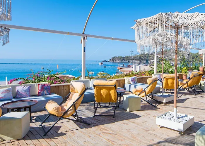 Oyster Residences - Adult Only Hotel