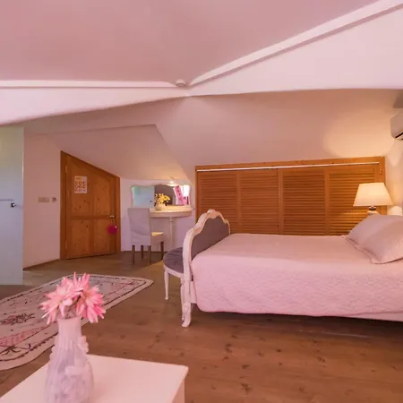 Oyster Residences - Adult Only Szálloda 3*