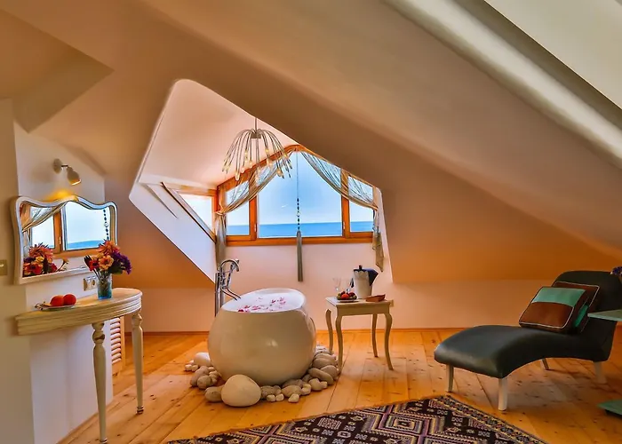 Oyster Residences - Adult Only Hotel